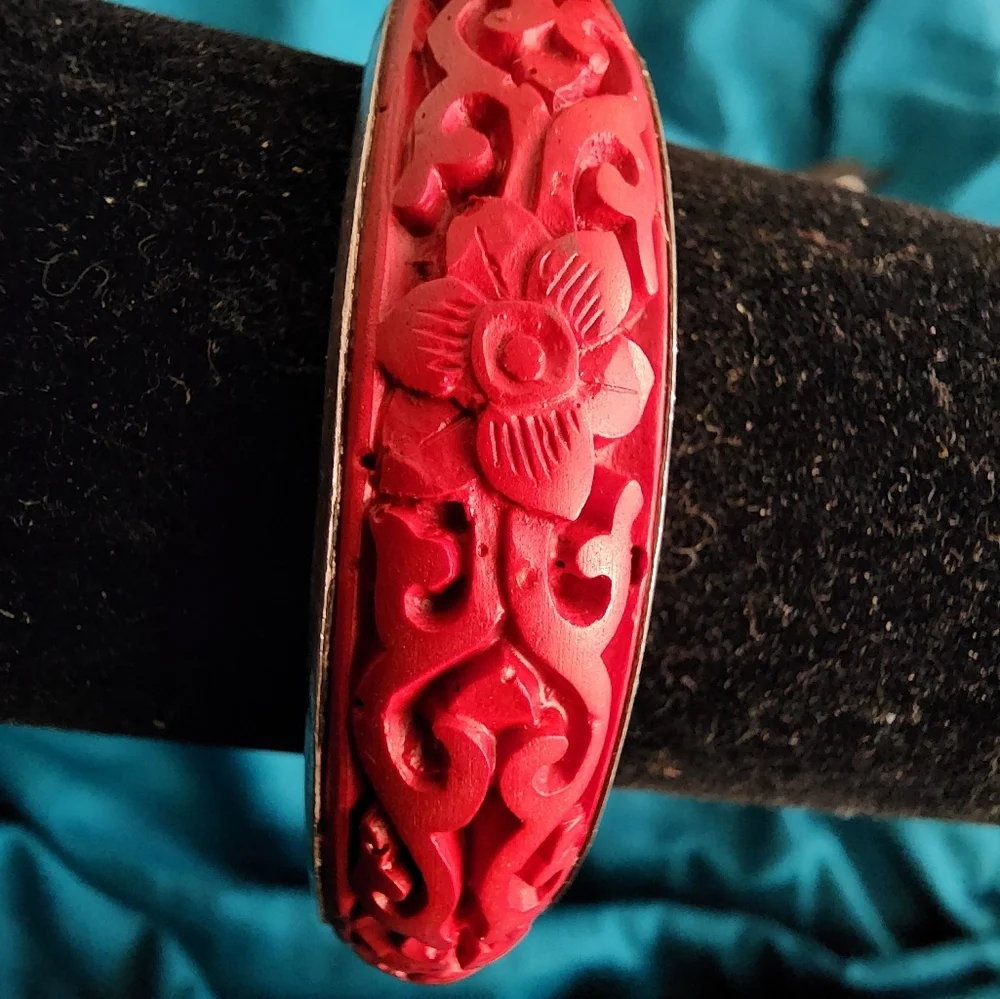 CINNABAR AND STERLING BRACELET - Picture 1 of 5